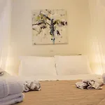 Punda Paros Villa *