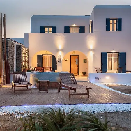 Punda Paros Vila Piso Livadi